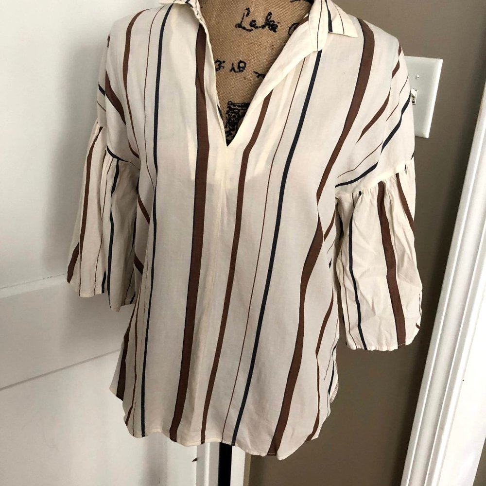 Striped Shirt with Buttoned Up Back